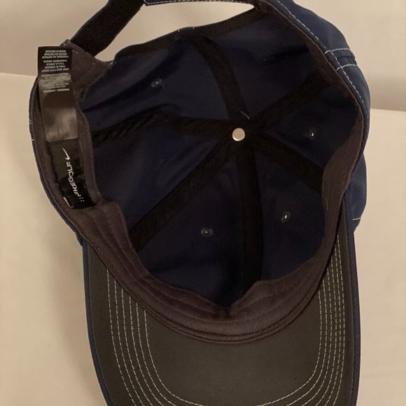 Dark Blue NikeGolf hat/cap - Picture 4 of 7